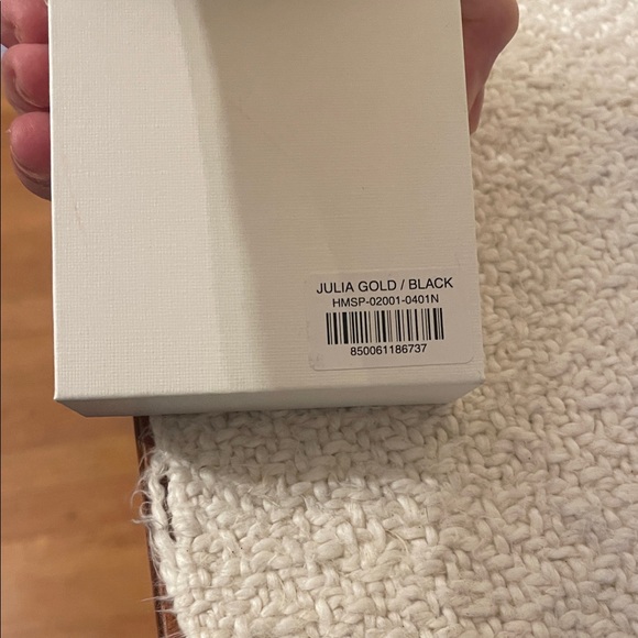 Heaven Mayhem Gold Pendant Necklace - Picture 2 of 2